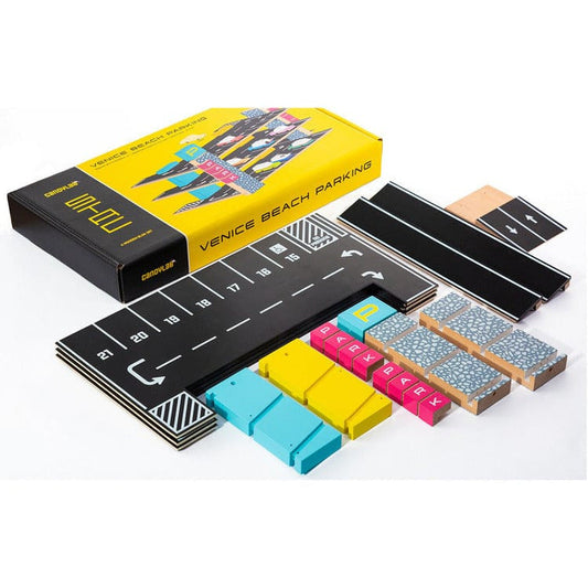 Candylab - Magnetic Parking Garage - Vehicles