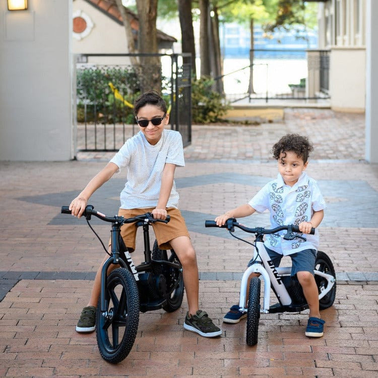 Best Ride on Cars - 12" Electric Bike - White - Outdoor
