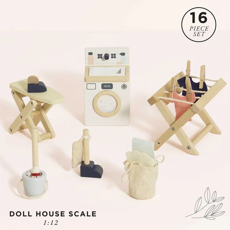 Le Toy Van - 16 Piece Wooden Dollhouse Laundry Room Set - Dolls