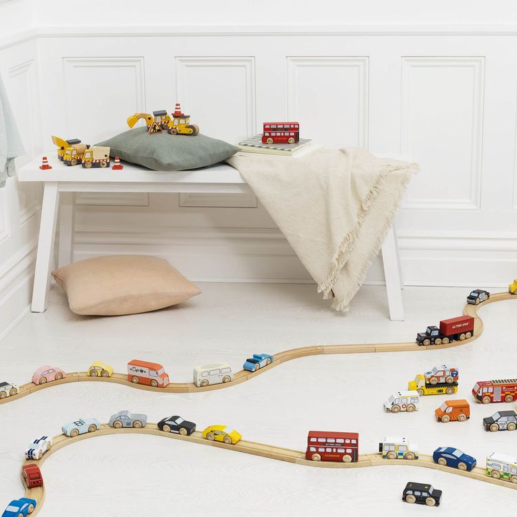 Le Toy Van - 7 Piece Wood Construction Toy Cars, Trucks & Diggers Set - Preschool