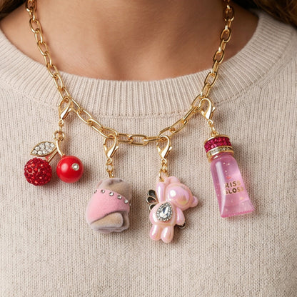FAO Schwarz - Charm Squad Capybara Charm - Fashion Activity and Roleplay