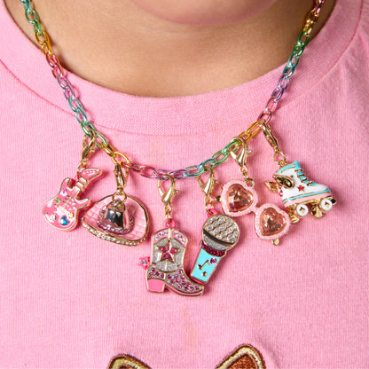FAO Schwarz - Charm Squad Microphone Charm - Fashion Activity and Roleplay
