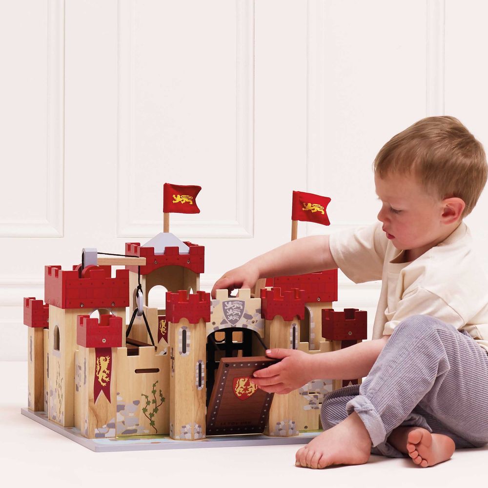 Le Toy Van - Lionheart Castle - Preschool
