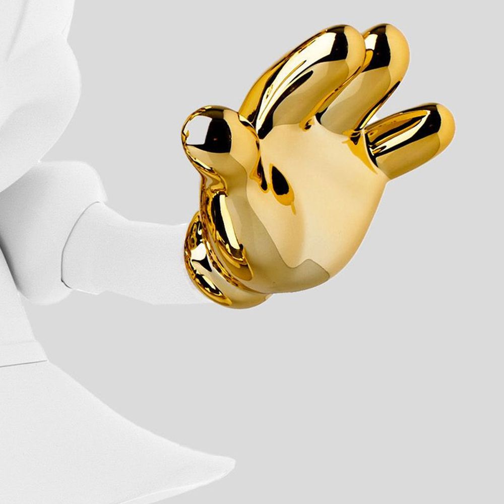 Leblon Delienne - Minnie Mouse 12" Welcome Studio Figurine - White & Gold - Collectibles