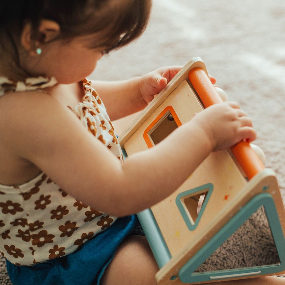 Wonder & Wise - Playful Triangle - Infants