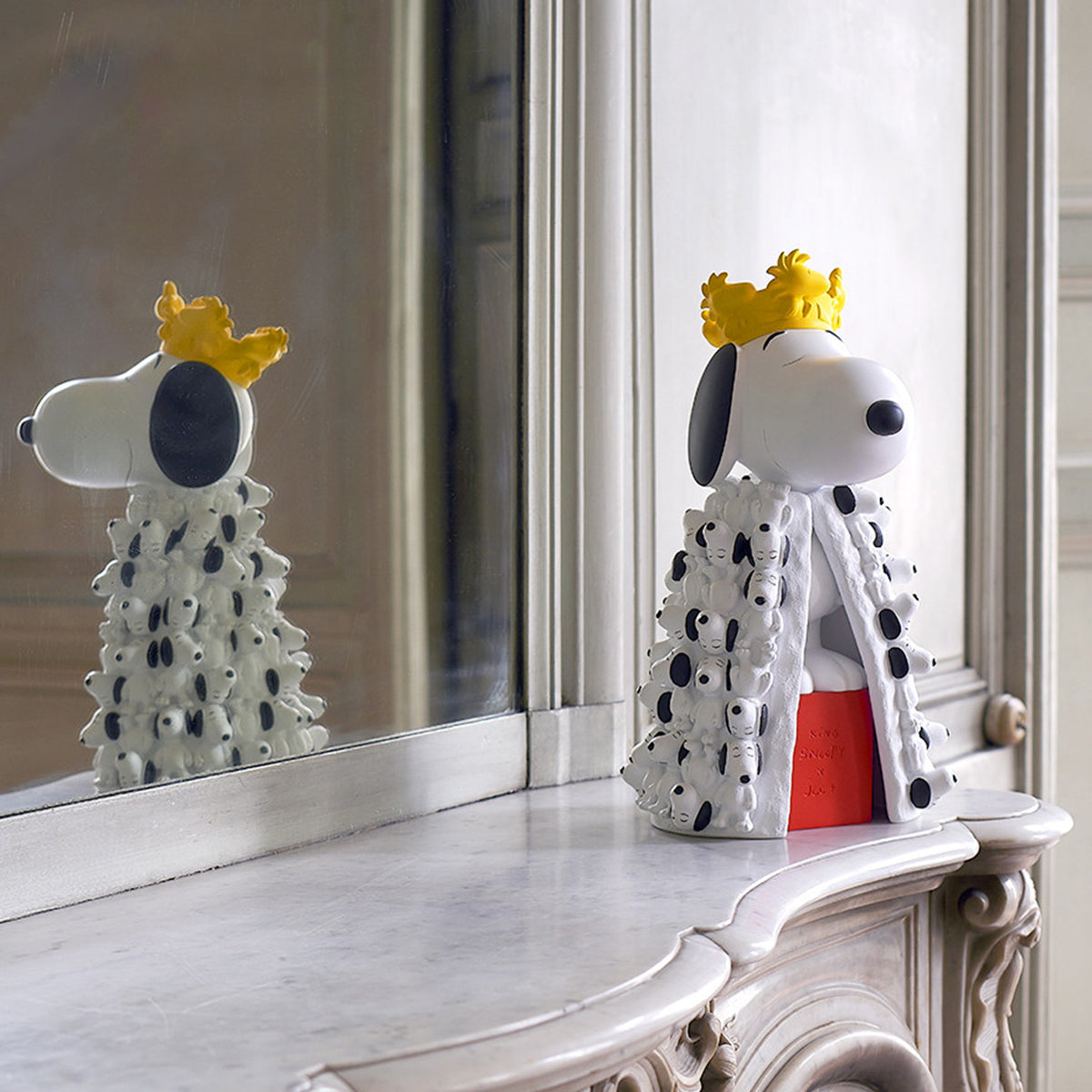Leblon Delienne - Snoopy King Figure with Mini Snoopies on Cape & Woodstock Crown - 17" - Collectibles