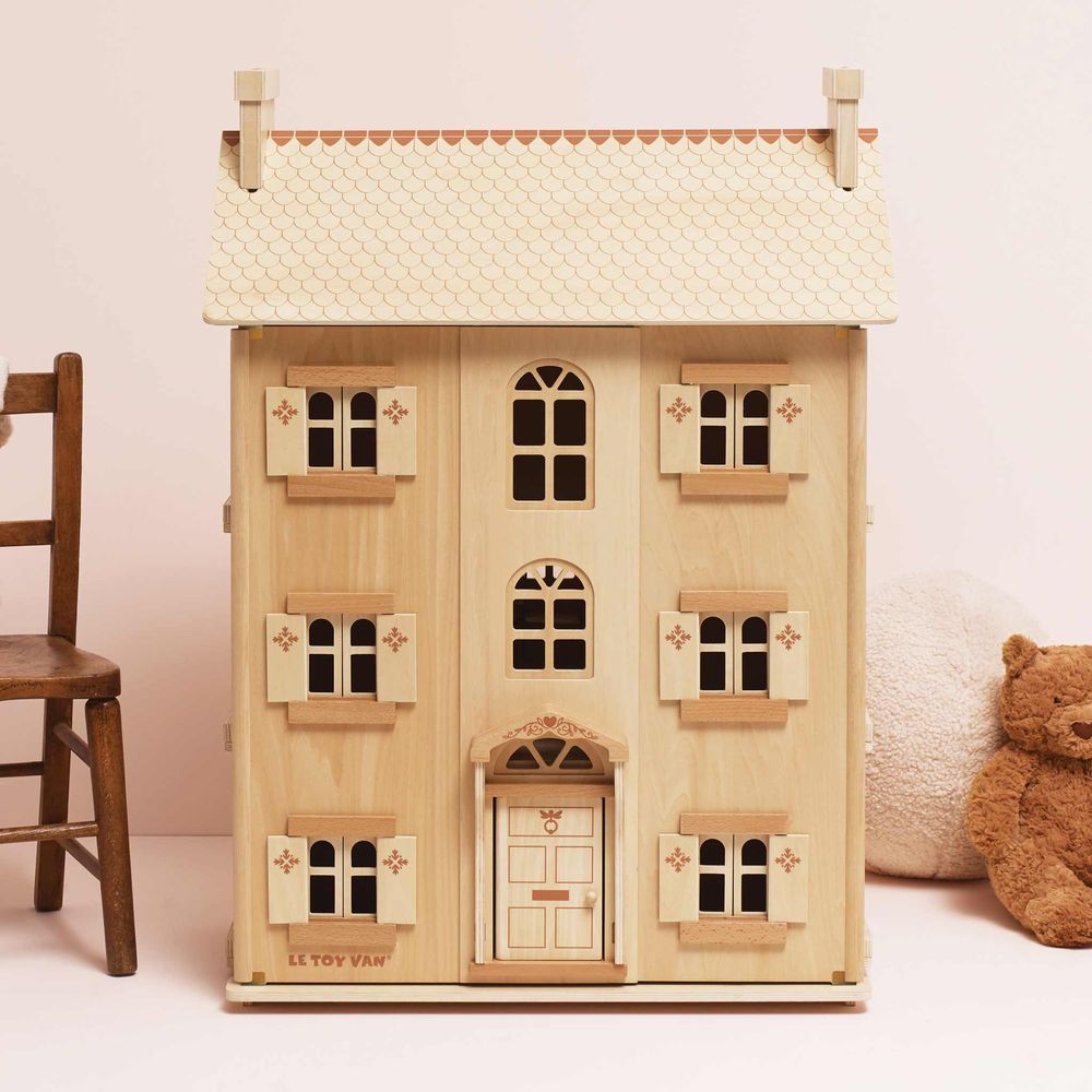 Le Toy Van - The Grand Natural Wood Doll House - Dolls