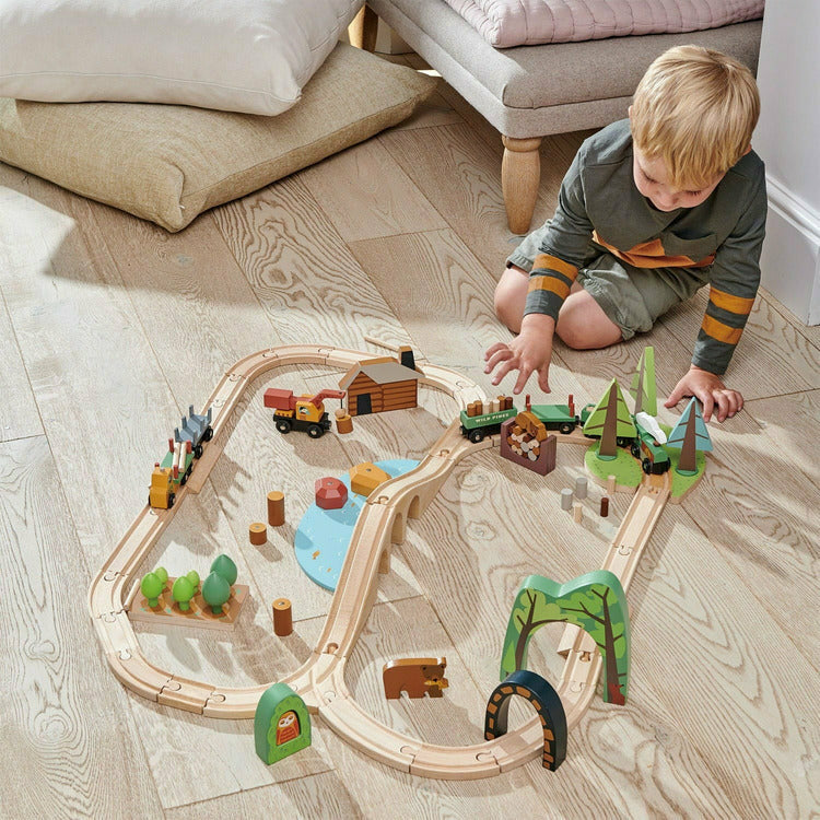 Tender Leaf Toys - Wild Pines Train Set - Preschool